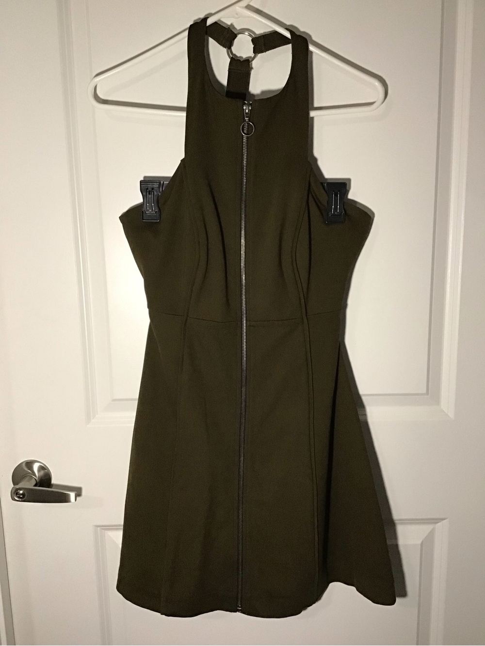 Sleeveless Olive Green Backless Zip-Front A-Line Dress Size S